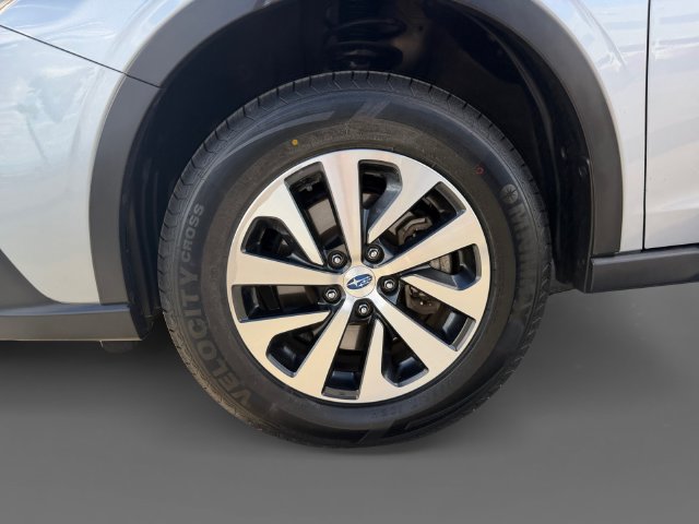 Used 2020 Subaru Outback Premium AWD/4WD image 12