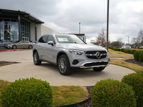 New 2026 Mercedes-Benz GLC 300 4MATIC image 1