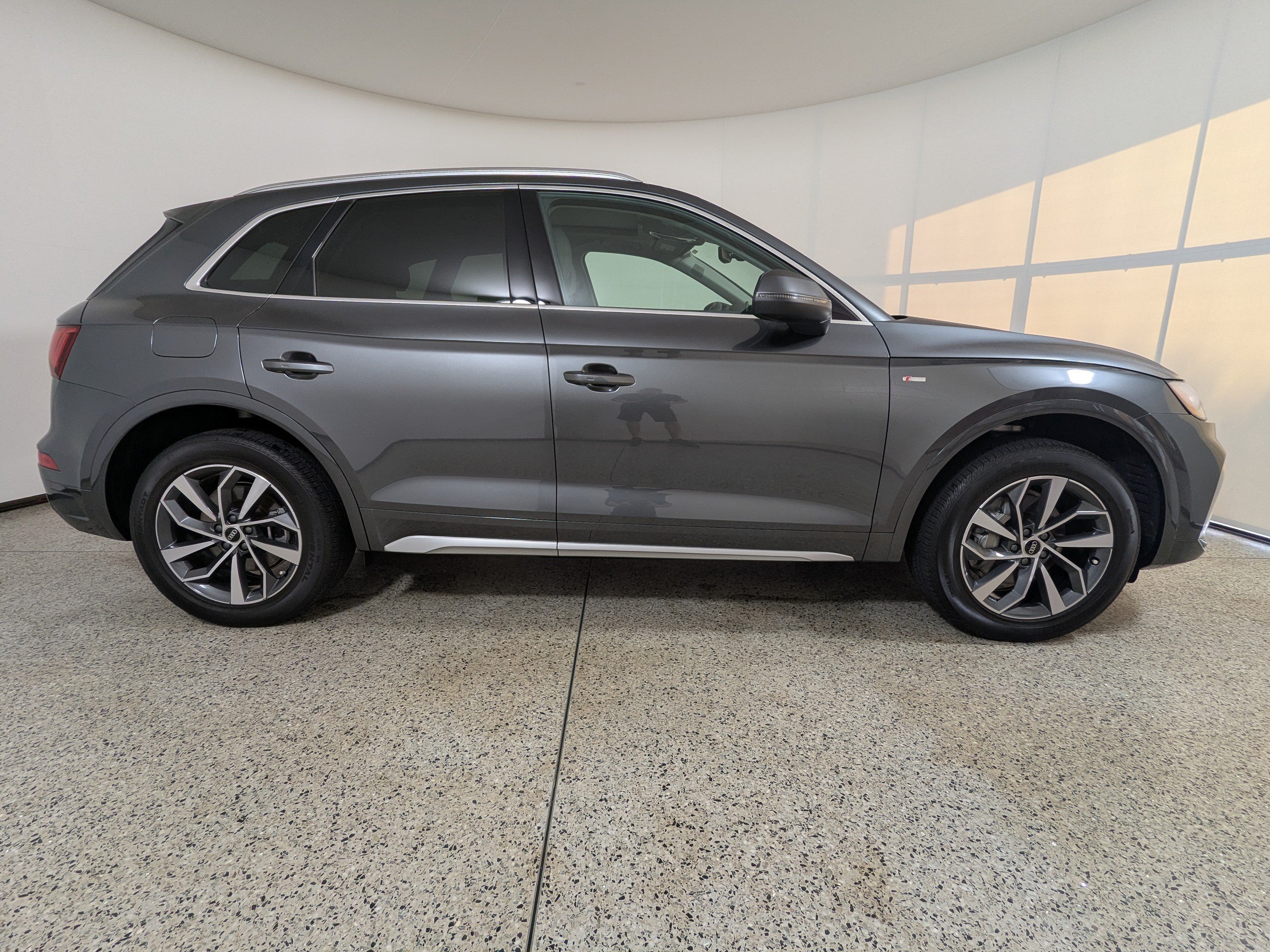 Certified 2023 Audi Q5 2.0T Premium Plus w/ Premium Plus Package AWD/4WD image 7