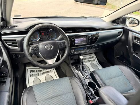Used 2016 Toyota Corolla S FWD image 14