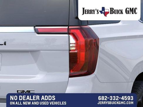 New 2026 GMC Yukon Denali w/ Denali Reserve Package AWD/4WD image 11