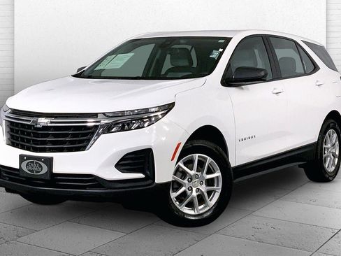 Used 2024 Chevrolet Equinox LS AWD/4WD image 12