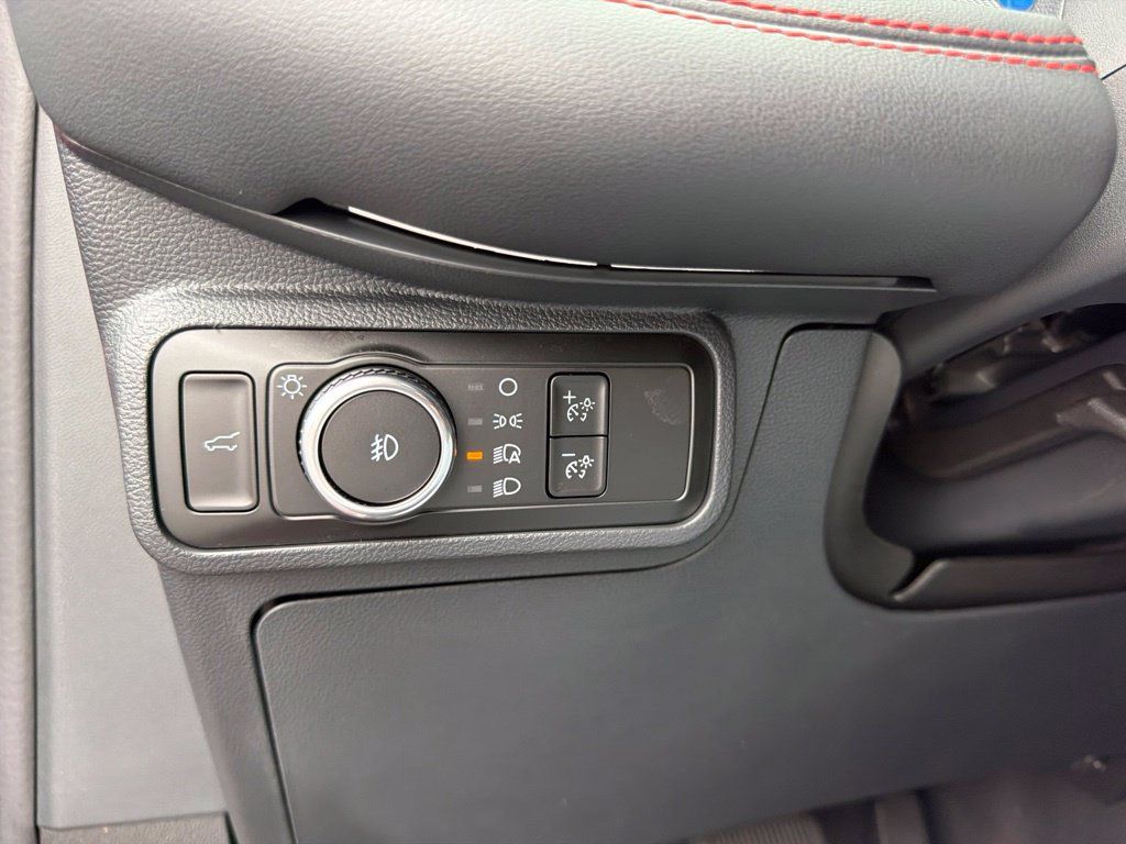 Used 2025 Ford Explorer ST w/ Sun And Sound Package AWD/4WD image 30