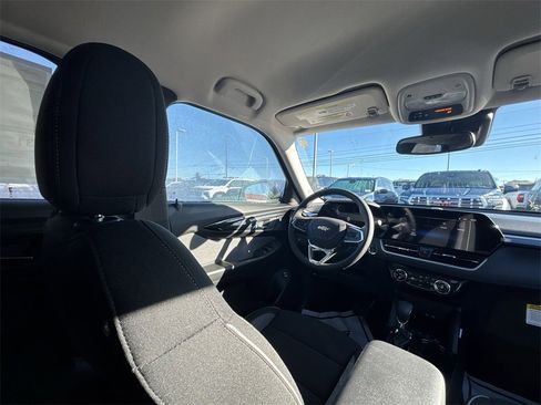 New 2026 Chevrolet TrailBlazer LT w/ Convenience Package image 15