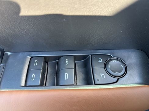 New 2026 GMC Canyon AT4 w/ Technology Plus Package AWD/4WD image 22