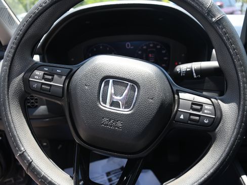 Used 2023 Honda Accord EX image 13