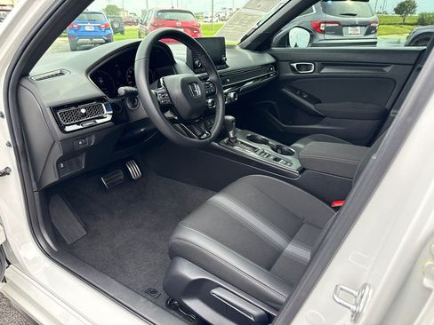 Certified 2025 Honda Civic Sport image 17