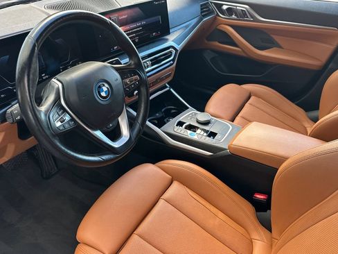Used 2023 BMW i4 eDrive35 w/ Premium Package RWD image 9