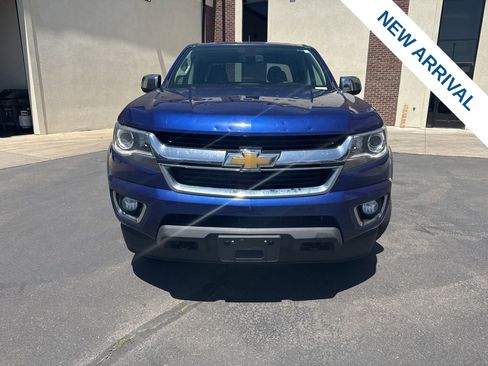 Used 2015 Chevrolet Colorado LT w/ Luxury Package AWD/4WD image 2