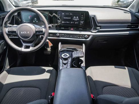 Certified 2023 Kia Sportage LX AWD/4WD image 11