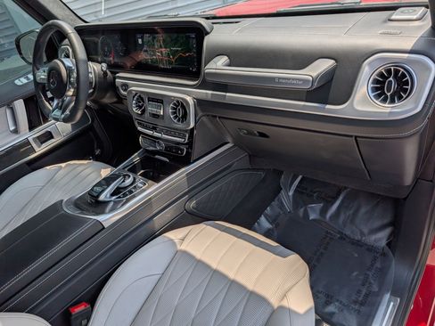 Certified 2022 Mercedes-Benz G 63 AMG 4MATIC image 33