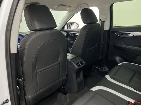 Used 2025 Buick Envision Sport Touring image 16