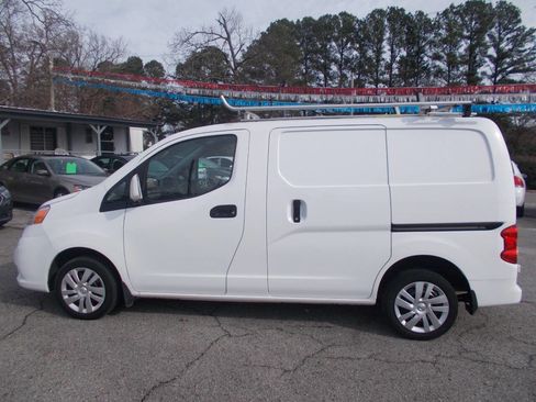 Used 2020 Nissan NV200 SV image 19