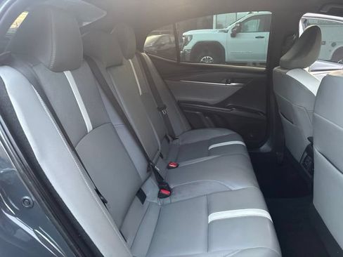 Used 2025 Toyota Camry SE w/ Convenience Package FWD image 22