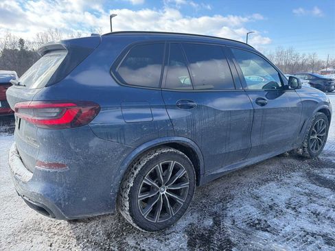 Used 2022 BMW X5 xDrive40i w/ M Sport Package image 5