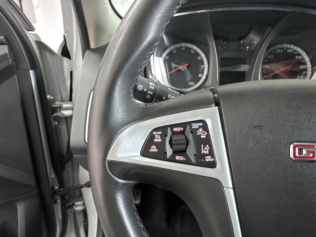 Used 2015 GMC Terrain SLT AWD/4WD image 11