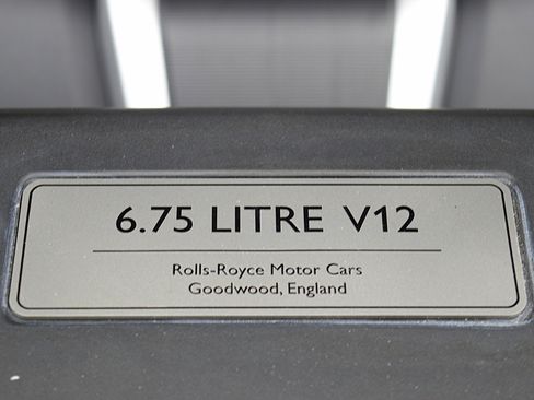 Used 2025 Rolls-Royce Cullinan AWD/4WD image 26