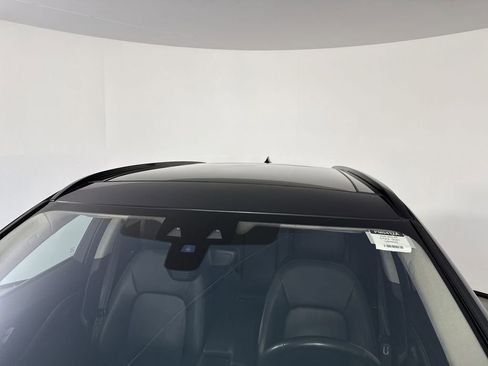 Used 2020 Jaguar F-PACE Premium AWD/4WD image 17
