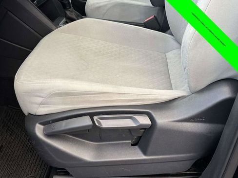 Used 2021 Volkswagen Tiguan S image 5