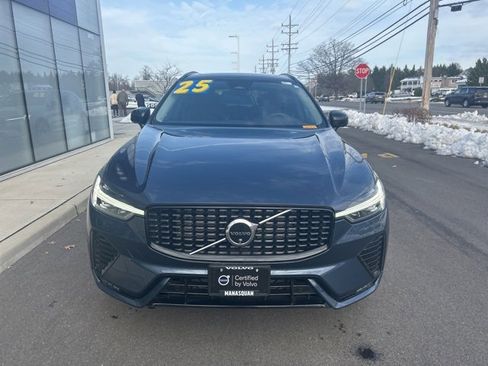 Certified 2025 Volvo XC60 B5 Plus image 7