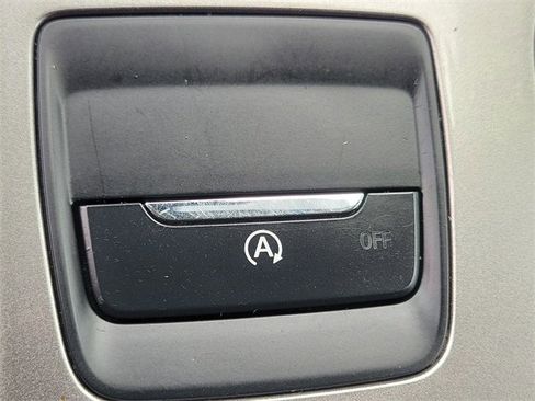 Certified 2023 Ford Edge SEL image 18