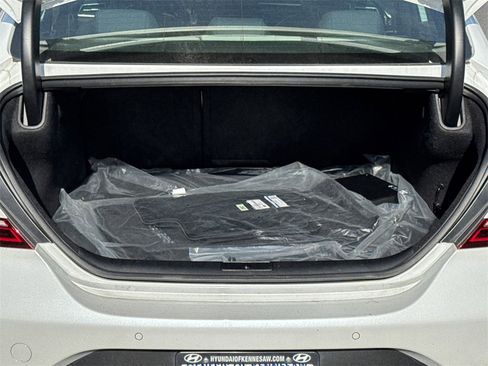 Used 2025 Genesis G70 2.5T w/ Sport Prestige Package image 18