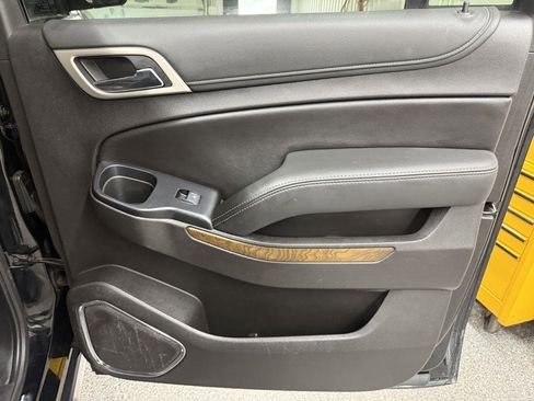 Used 2019 GMC Yukon XL Denali AWD/4WD image 34