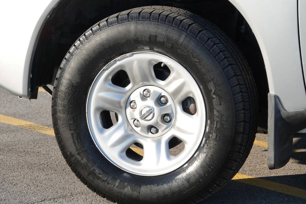 Used 2004 Nissan Titan XE w/ (PRF) Preferred Pkg AWD/4WD image 45