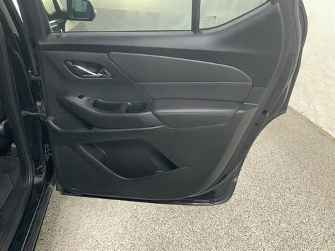Used 2023 Chevrolet Traverse LT AWD/4WD image 19