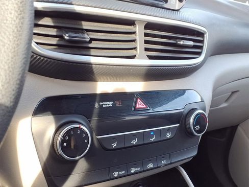 Used 2019 Hyundai Tucson SE image 8