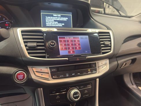 Used 2014 Honda Accord EX-L image 19