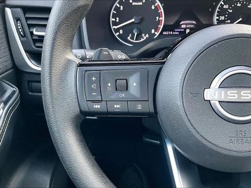 Certified 2023 Nissan Rogue SV image 23