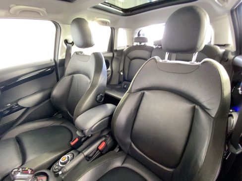 Used 2020 MINI Cooper S w/ Signature Upholstery Package image 22