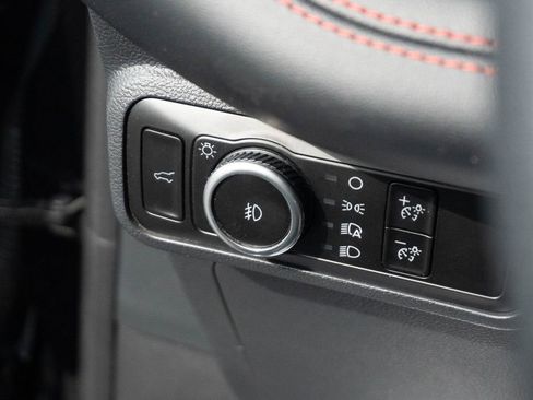 Used 2025 Ford Explorer ST-Line RWD image 25