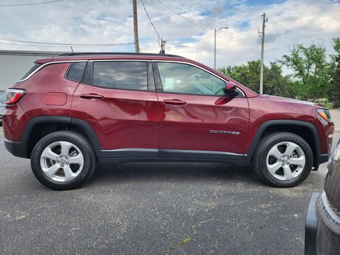Used 2021 Jeep Compass Latitude w/ Convenience Group image 8