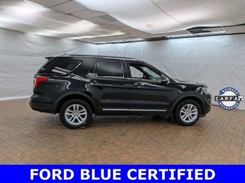 Certified 2018 Ford Explorer XLT w/ Equipment Group 202A image 8