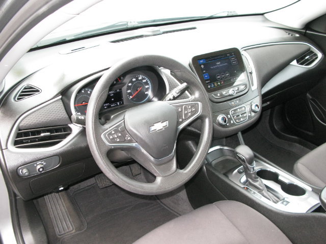 Used 2024 Chevrolet Malibu LT FWD image 12