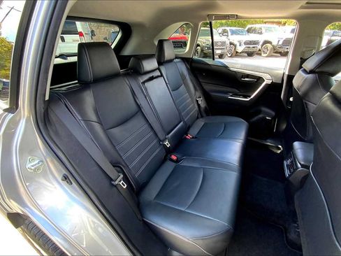 Used 2022 Toyota RAV4 XLE Premium FWD image 20