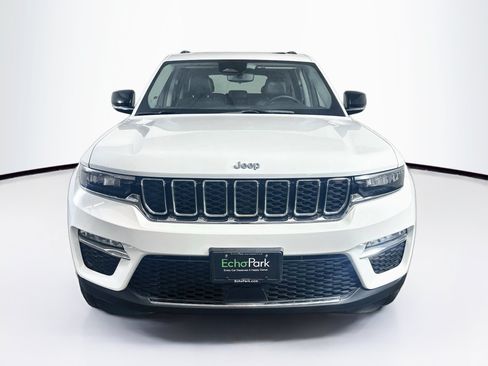 Used 2023 Jeep Grand Cherokee 4WD 4xe image 2