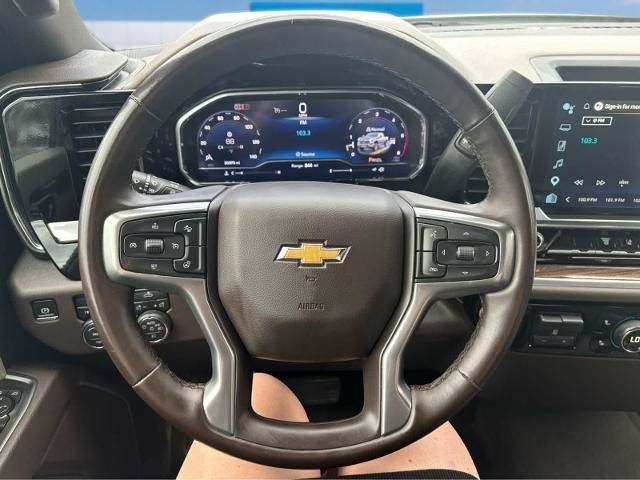 Used 2025 Chevrolet Silverado 2500 LT w/ Convenience Package AWD/4WD image 25