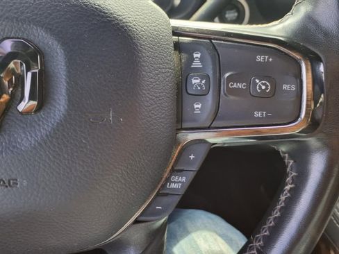 Used 2023 RAM 2500 Limited image 15