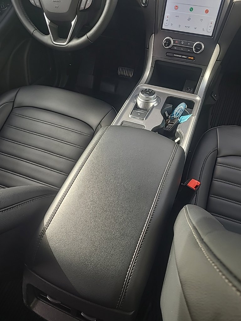 Used 2024 Ford Edge SEL w/ Convenience Package AWD/4WD image 16
