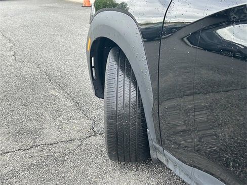 Used 2023 Hyundai Kona SEL w/ Cargo Package image 8