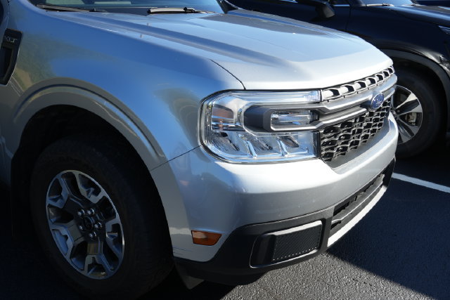 Used 2024 Ford Maverick XLT w/ XLT Luxury Package AWD/4WD image 3