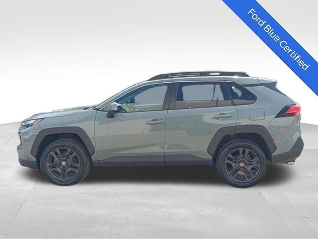 Used 2022 Toyota RAV4 Adventure AWD/4WD image 3