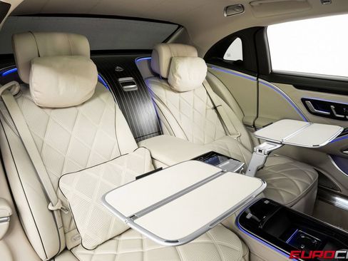 Used 2023 Mercedes-Benz Maybach S 680 4MATIC image 35