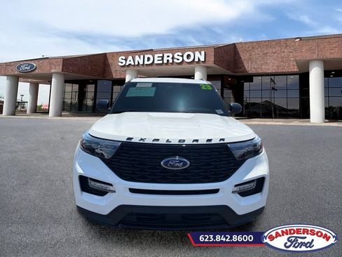 Used 2023 Ford Explorer ST-Line w/ Class IV Trailer Tow Package RWD image 8