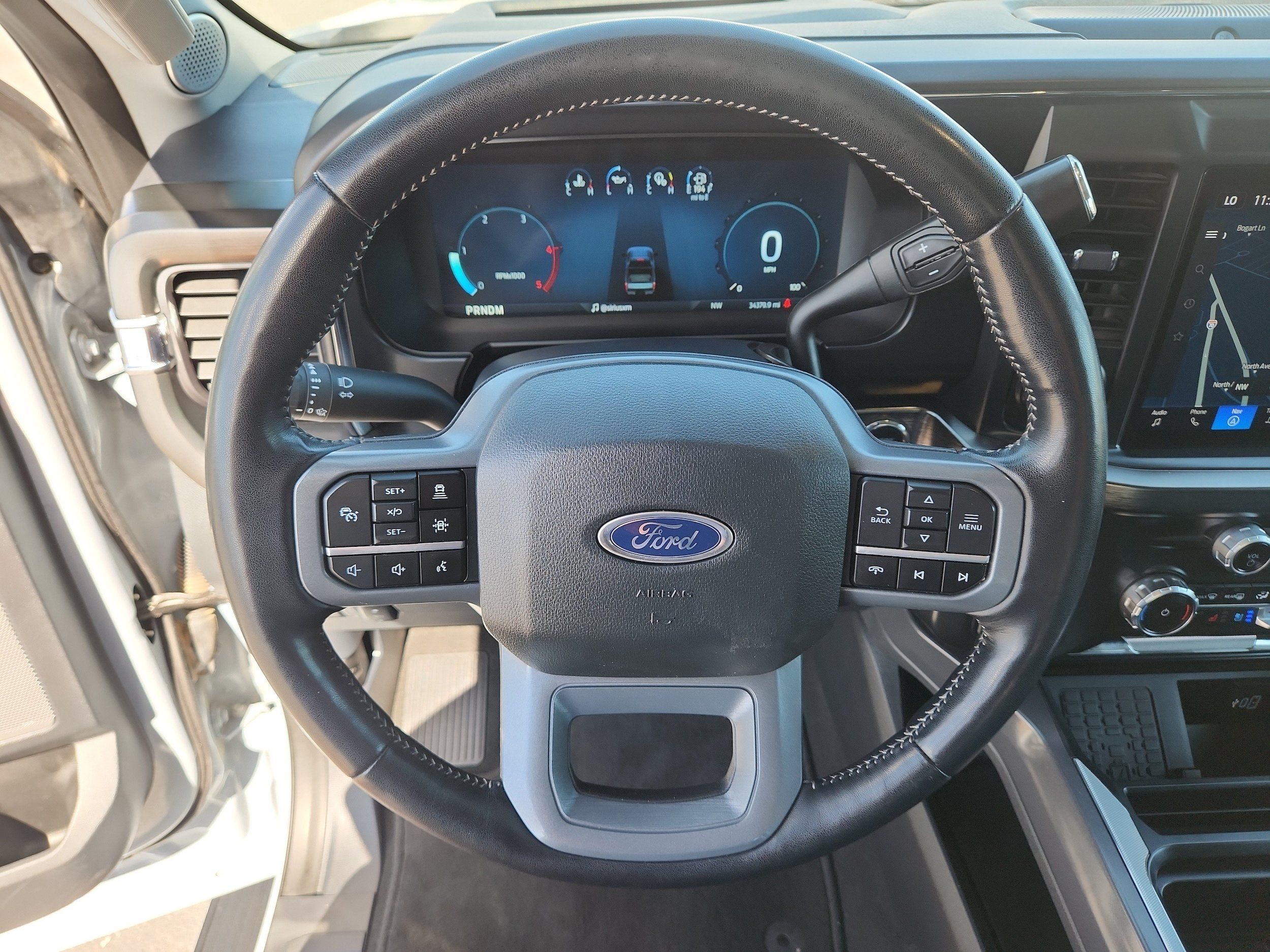 Used 2024 Ford F350 Lariat w/ Lariat Ultimate Package AWD/4WD image 18