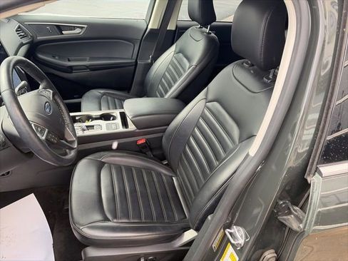 Used 2023 Ford Edge SEL w/ Convenience Package image 7