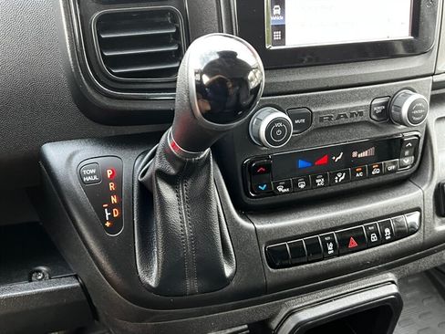 Used 2022 RAM ProMaster 2500 w/ Safety Group FWD image 24